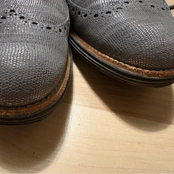 Cole Haan Lunargrand Silver Wingtip Oxfords - Picture 6 of 8